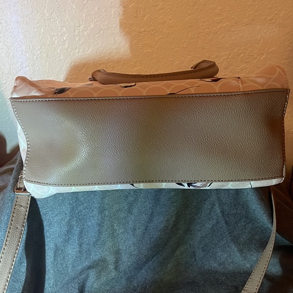 Nine West Handbag Floral - Picture 7 of 8